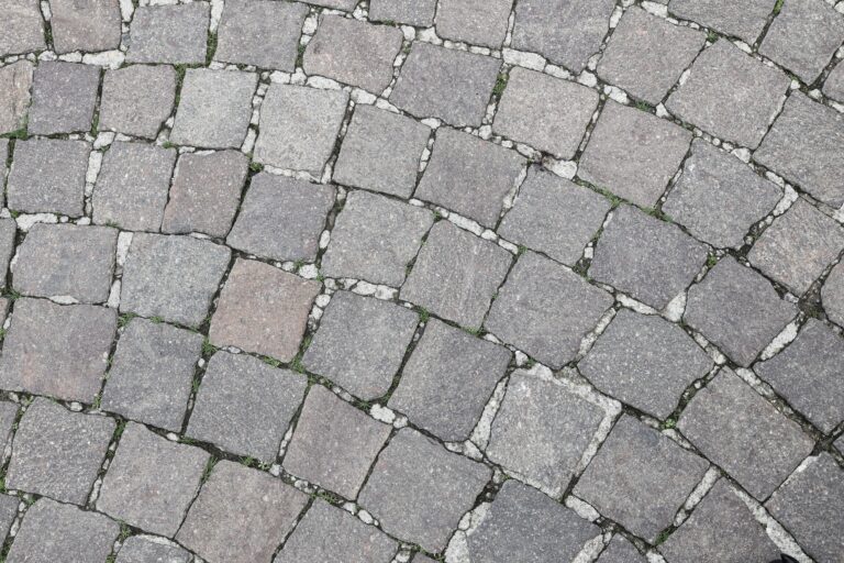 Hoe de grond egaliseren zonder laser?